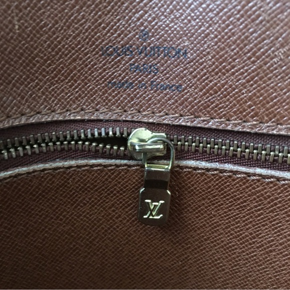 🟤FIRM-Vintage Authentic Vuitton Monogram Porte Documents Case Large Bag *LOWEST* - Picture 10 of 15